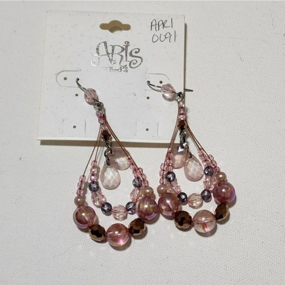Aris by Treska Pink Beaded Teardrop Dangle‎ Earrings Iridescent Pearl Chandelier